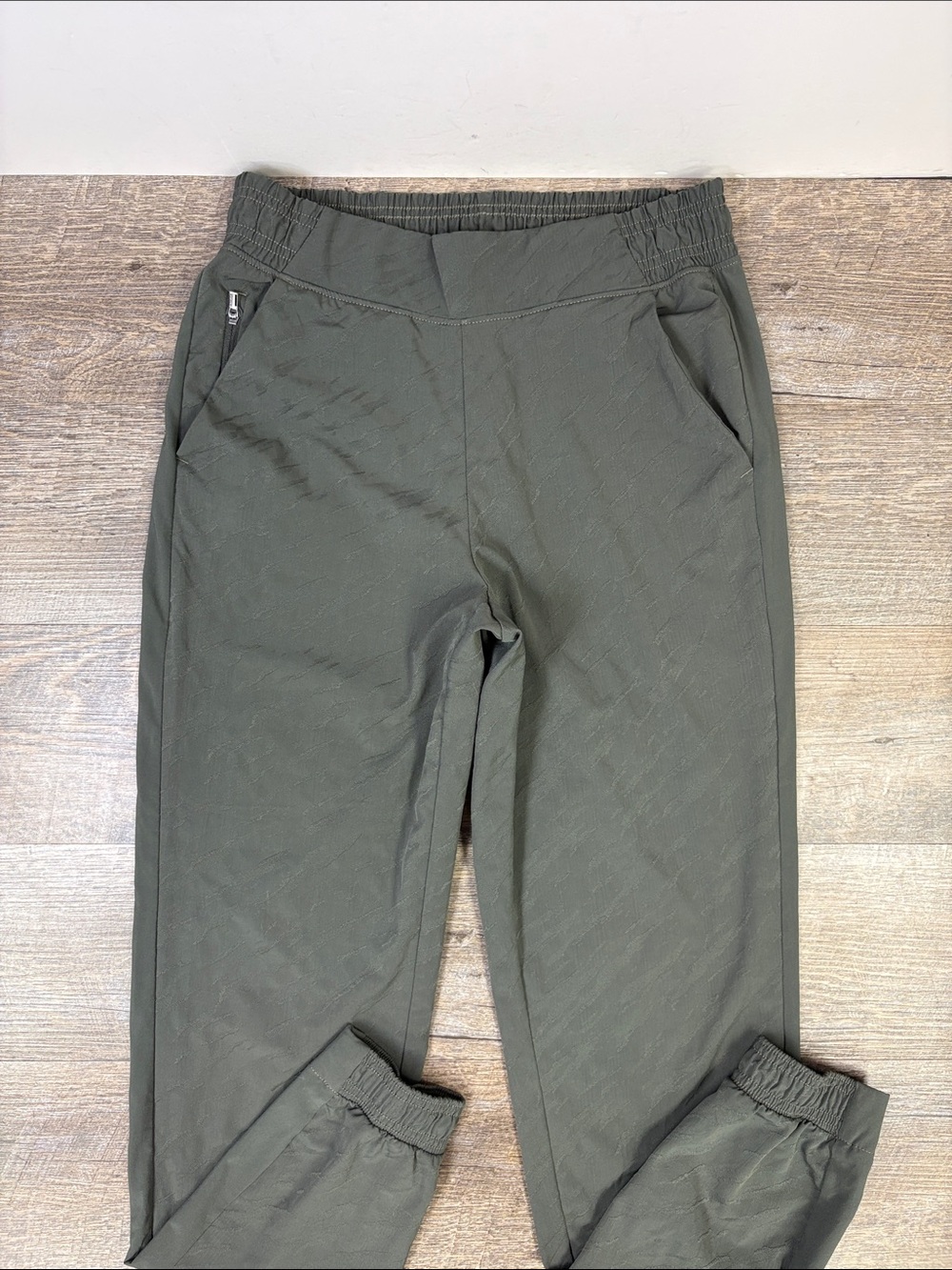 Athleta Brooklyn Textured Jogger Olive Green Size 2